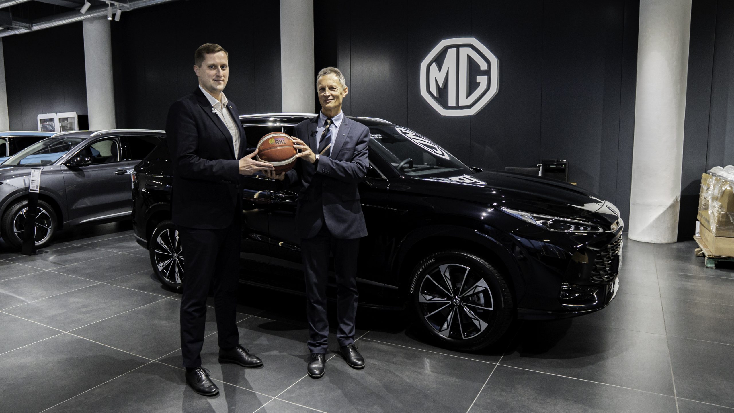 „Autobrava Motors“ prekinis ženklas „MG Motor“ ir Nostra.lt-RKL tampa partneriais